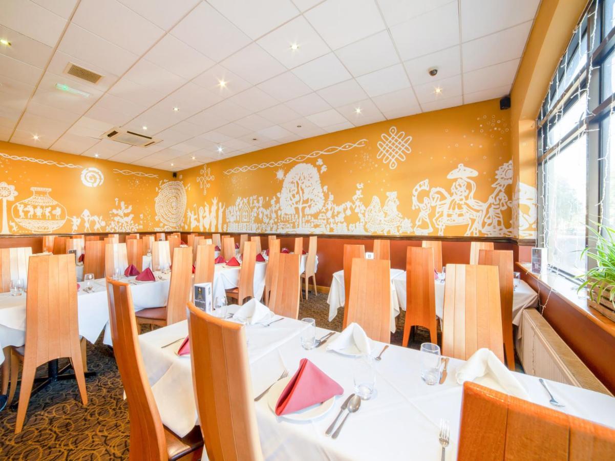 Mehfil Hotel Hillingdon Exterior foto